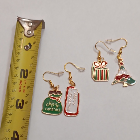 NWT Bundle of Two Pairs of Adorable Gold Dangling Christmas Earrings!! - Picture 3 of 4